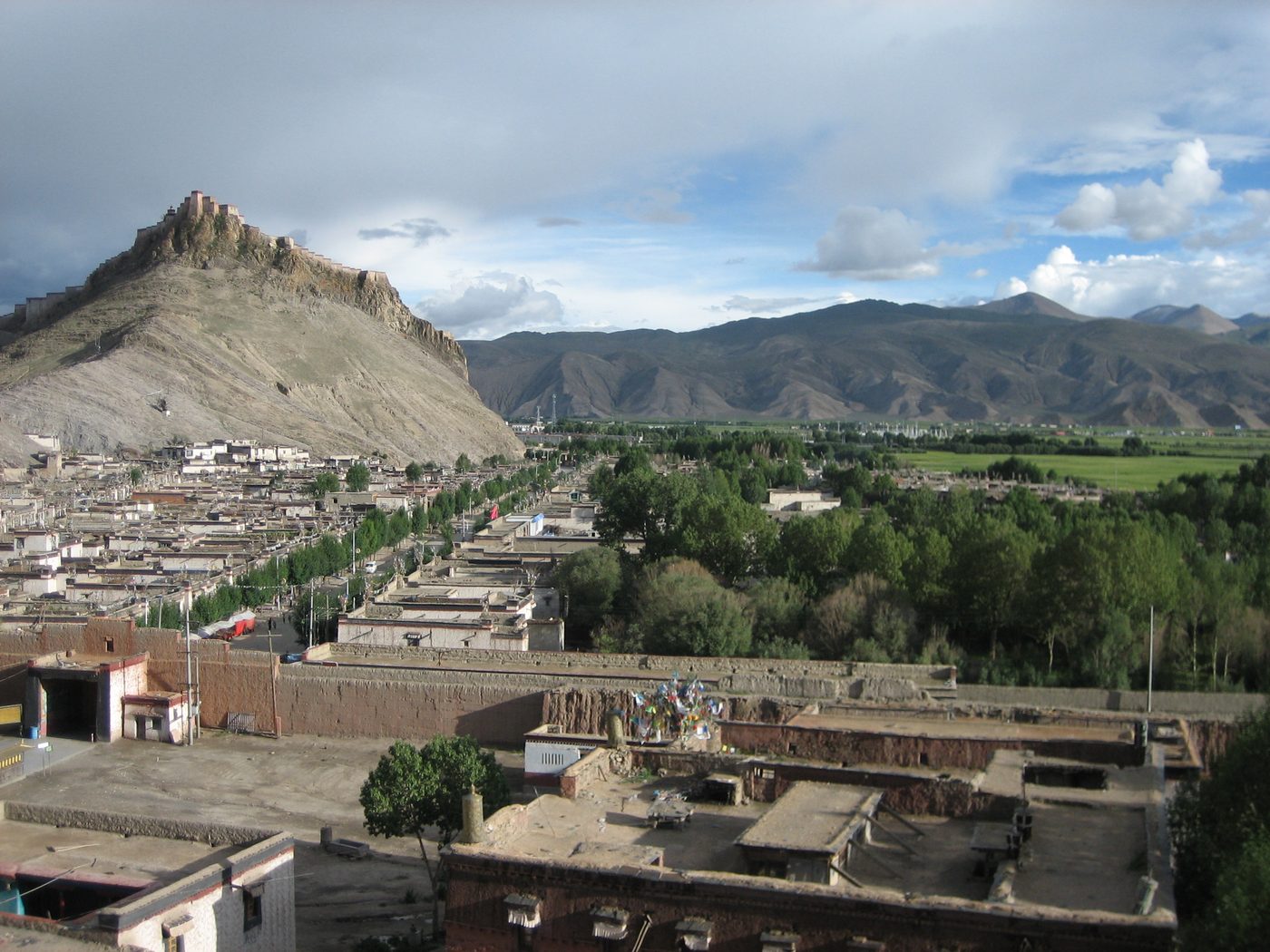 Gyantse et sa forteresse perchée