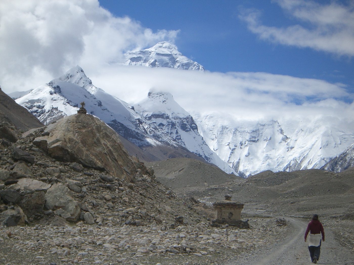 La face nord de l'Everest depuis Rongbuk